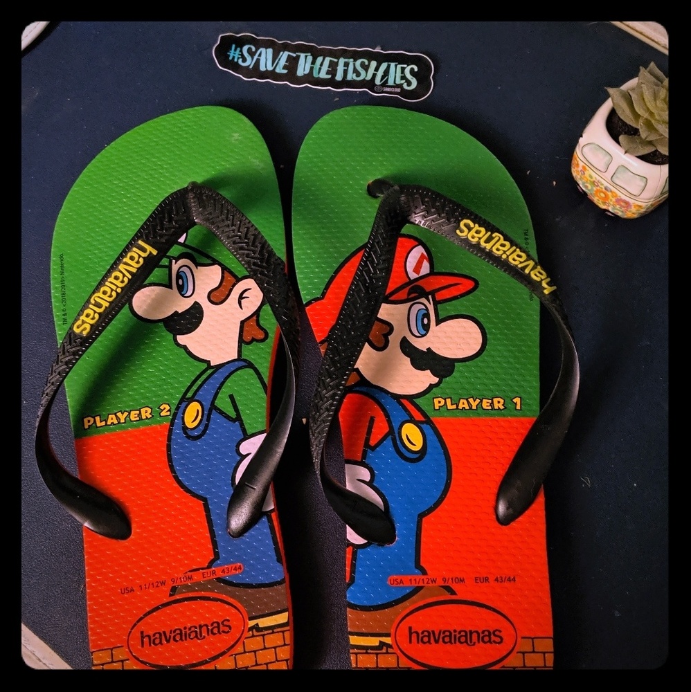 Mario Bros havaianas